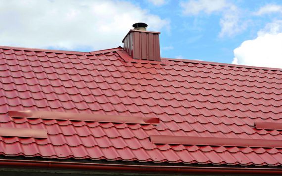 How Roofing Contractors in Chippewa Falls, WI, Protect Your Investment