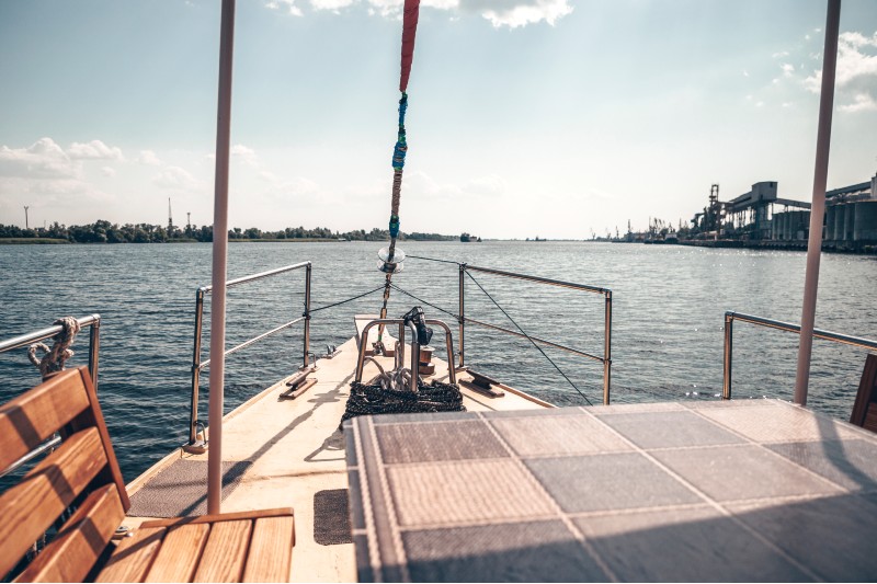 2 Reasons to Use This Company’s Vessel Flooring for Your Boat