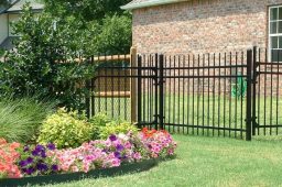 Metal Driveway Gates – Sliding or Swinging?