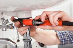 Three Clues it’s Time to Call Your Plumber to Replace Your Hot Water Heater in Tacoma
