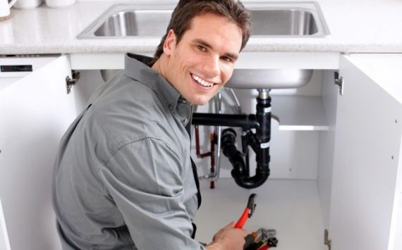 Local Plumbing Contractors in Atlanta Can Get You Out of a Tight Spot